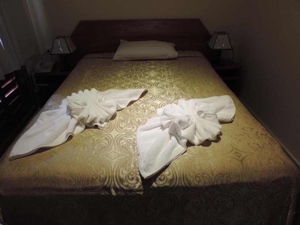 Hotel Domingo Savio Encarnación Pokoj fotografie